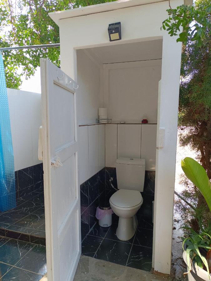 - Magic Bus - Hotel Klorakas Екстериор снимка